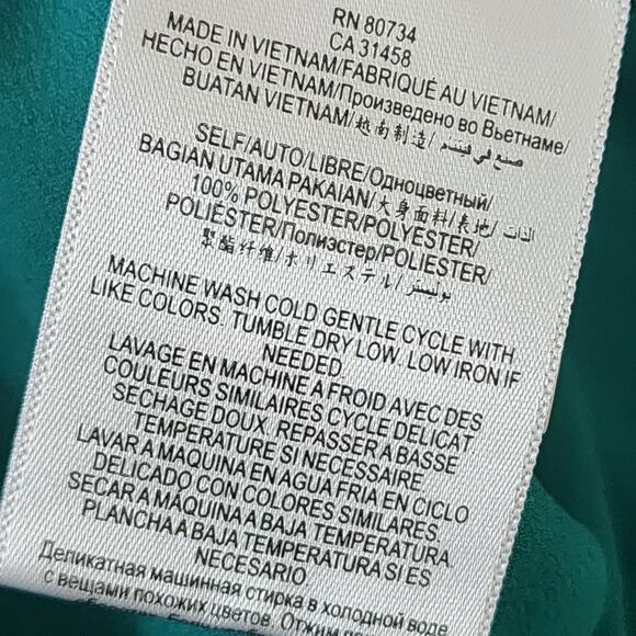 BCBGeneration Large Emerald Green Blouse - Picture 4 of 4